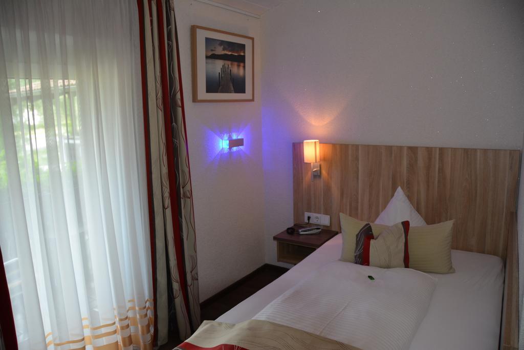 Alpina Hotel Rosenheim Bagian luar foto