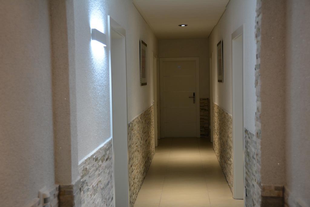 Alpina Hotel Rosenheim Bagian luar foto