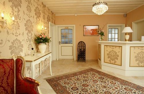 Alpina Hotel Rosenheim Bagian luar foto